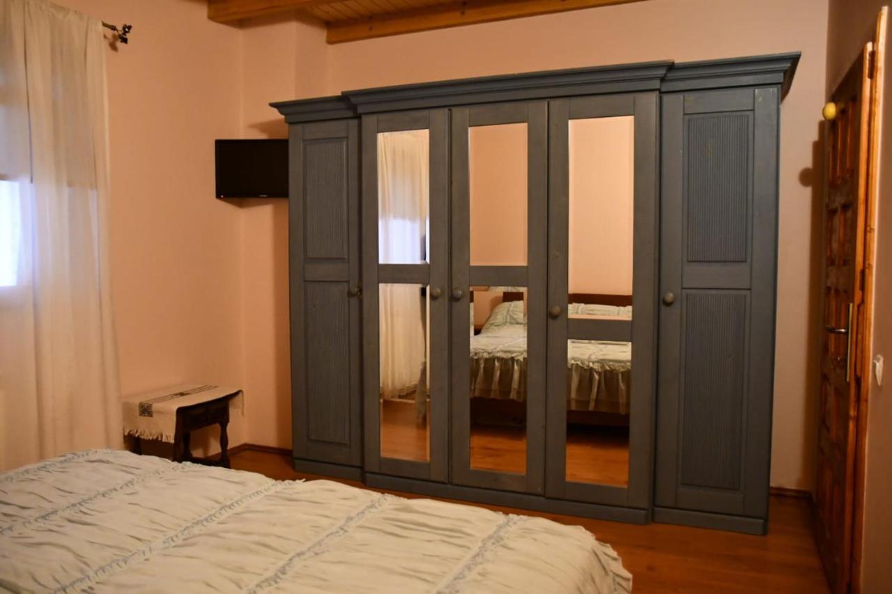 Pensiunea Valea Badilii Valea Iasului Exterior foto